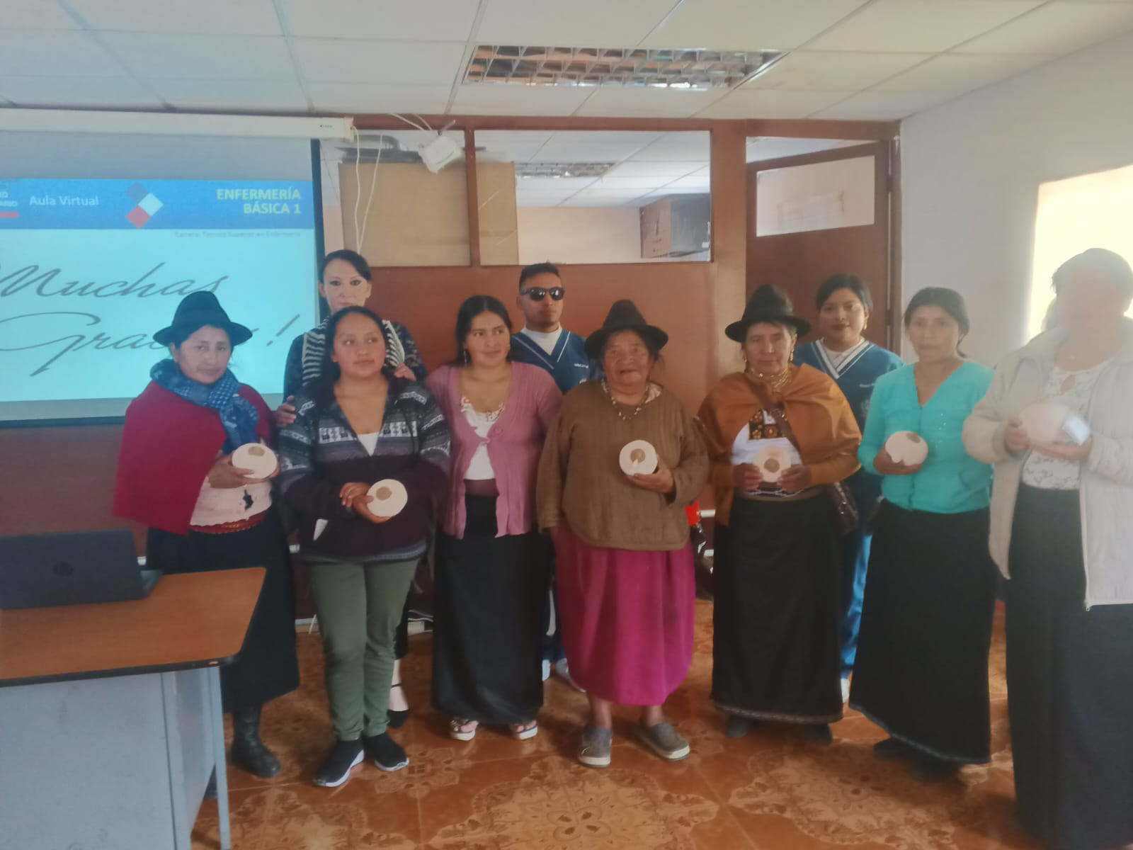 “Estamos contigo, Tócate y salva tu vida”, proyecto dirigido a mujeres desde 40 años en la parroquia de Cebadas, Cantón Guamote, Provincia de Chimborazo.