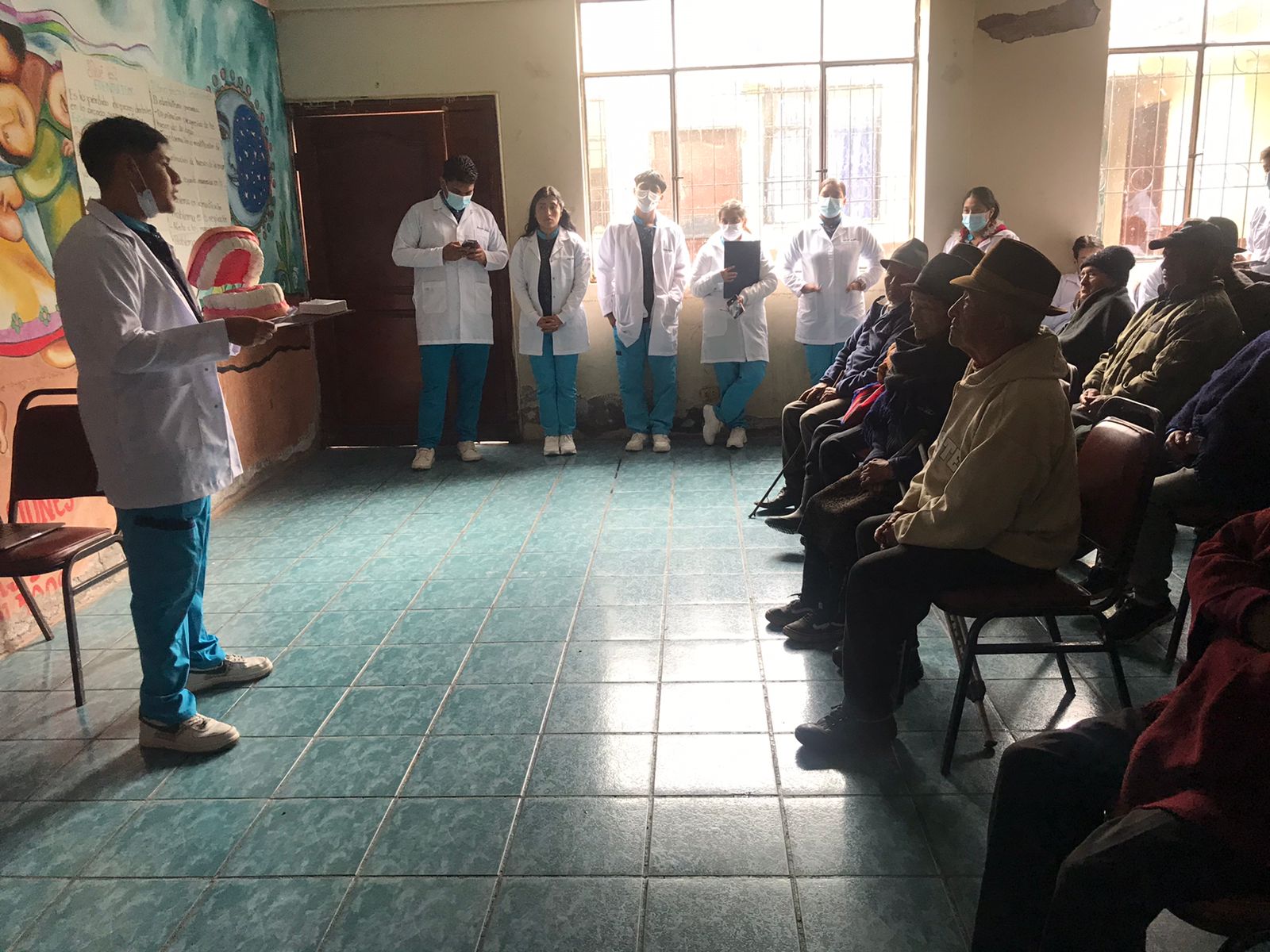 Renovando Sonrisas, rehabilitación oral temporal con prótesis parciales ecológicas en adultos con presencia de edentulismo parcial de la Parroquia Juan de Velasco del cantón Colta.