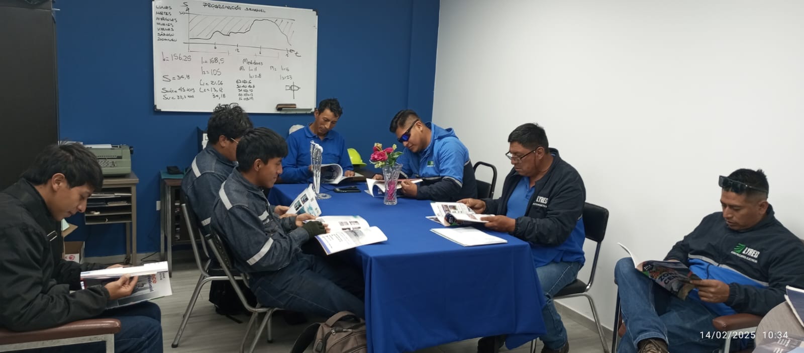 Plan de Prevención de Riesgos Laborales para el puesto de trabajo de Liniero de la Empresa LYREC CIA. LTDA., ubicada en la ciudad de Riobamba, año 2024